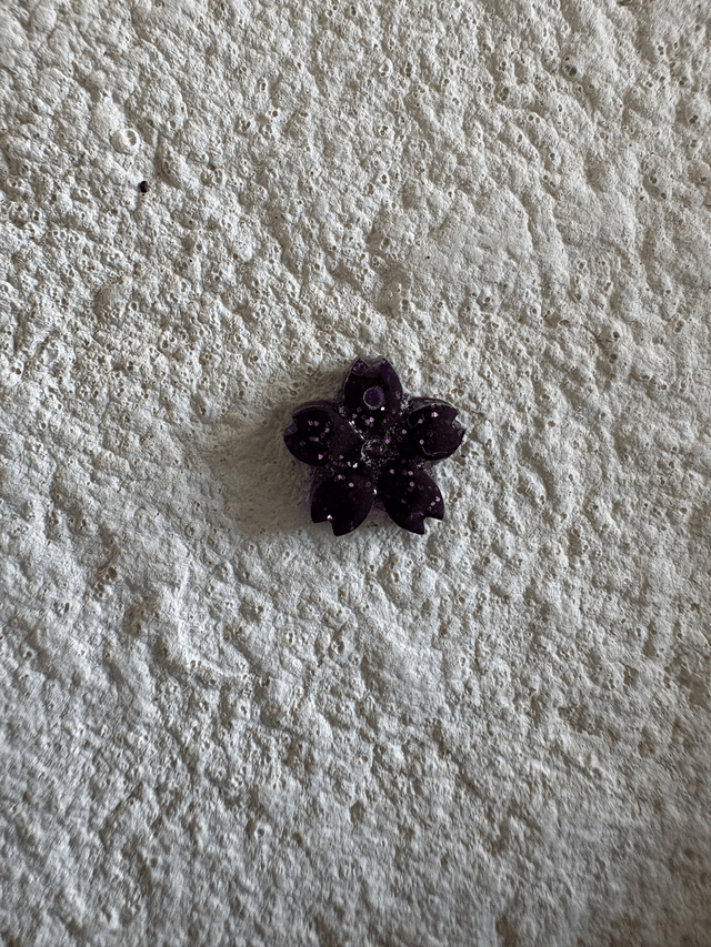 Charm Fleur en résine